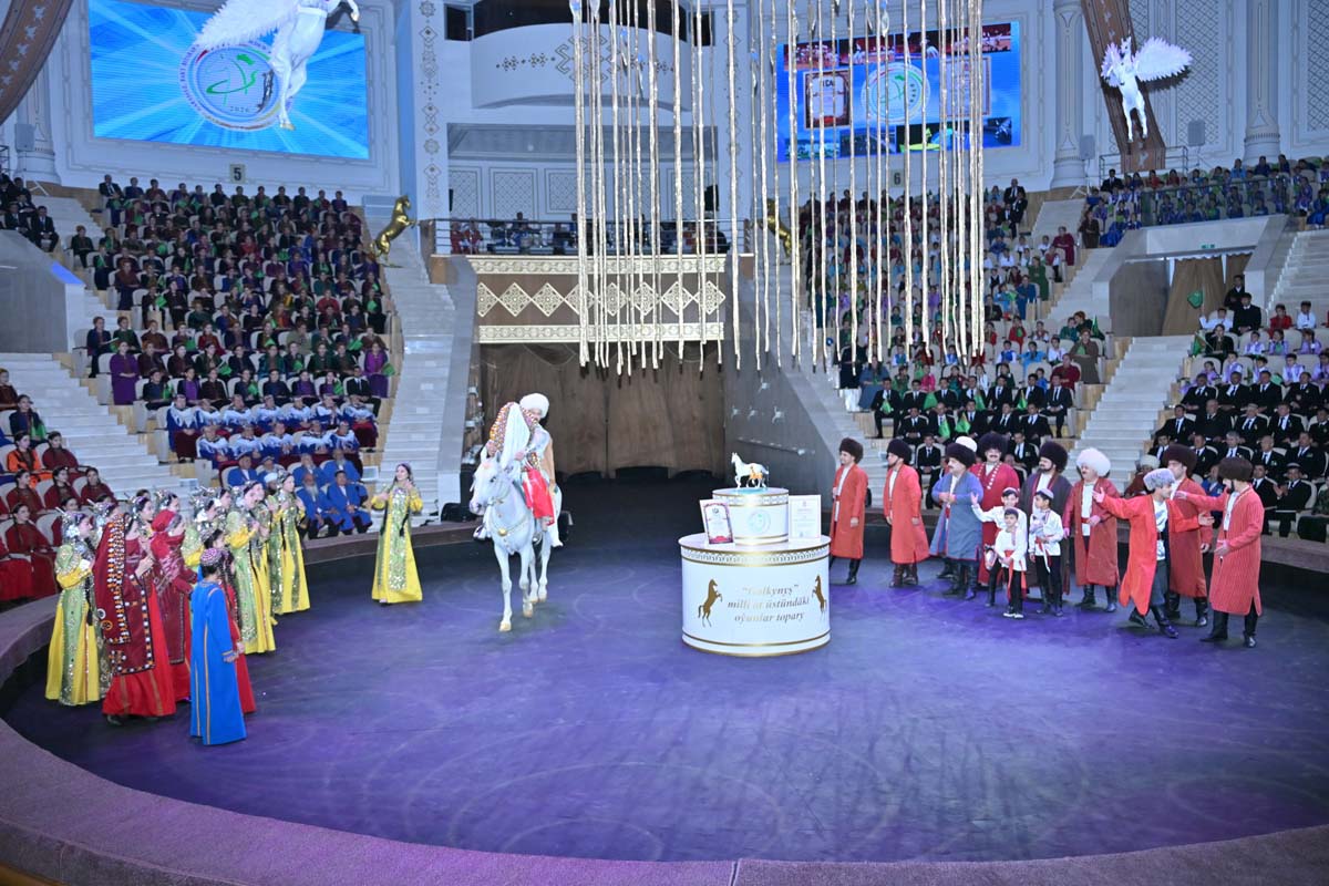 Ahalteke bedewleriniň dünýädäki şan-şöhraty belende galýar